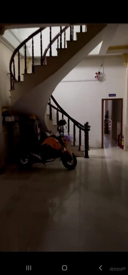 Bán gấp chdv (117m2) hxh ung văn khiêm  bt  gần trường đh  thu gần 800tr/năm. chỉ 15 tỷ hơn. tl