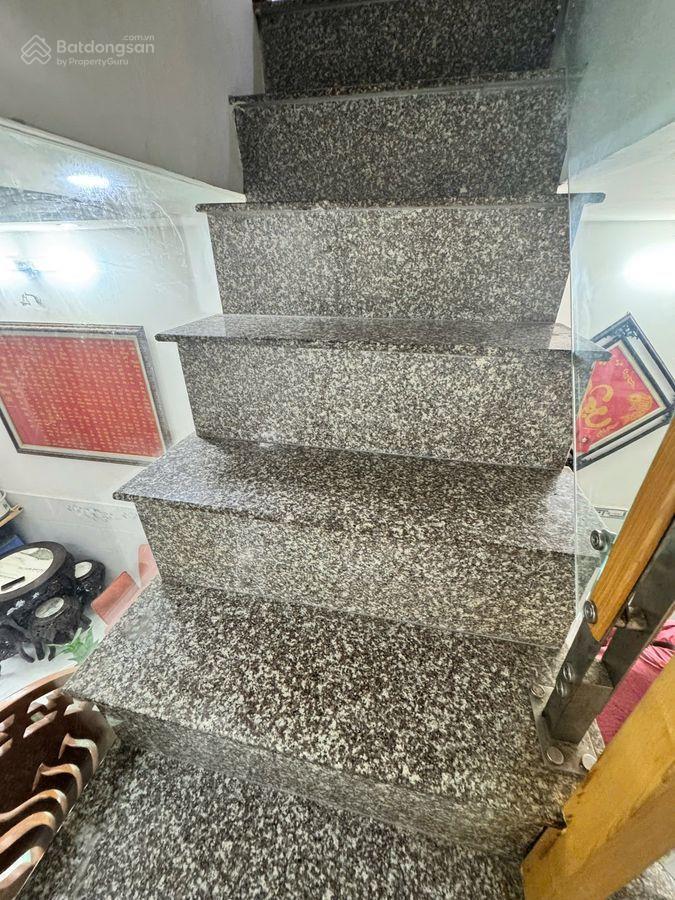 Hàng ngon! chỉ 7.2 tỷ vĩnh viễn p.8 q.10  3 tầng xe hơi tới nhà khu an ninh, dân trí cao