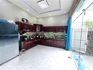 Bán nhà mặt tiền đường 16m  dương đình cúc ql1a 211m2 ngang khủng 12m 2 mặt tiền chỉ 13.9 tỷ