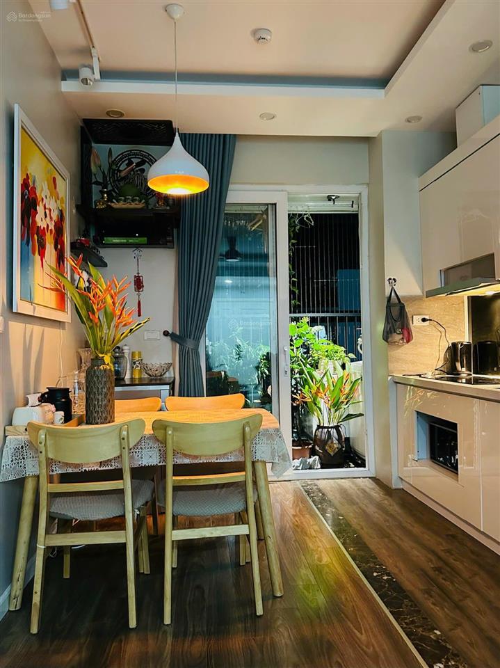 Bán căn hộ chung cư riverside garden, 8,2 tỷ, 85m2, giá ưu đãi