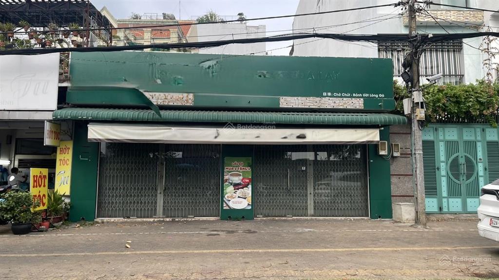 Cho thuê nhà mặt tiền đường tên lửa 13 x 22m vị trí siêu đẹp