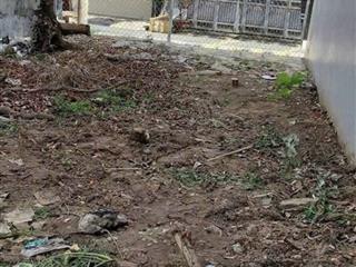 Chính chủ bán 1 lô đất mặt tiền đường nguyễn hữu trí, bến lức , 6x20m2/120m2 shr. giá 650 triệu