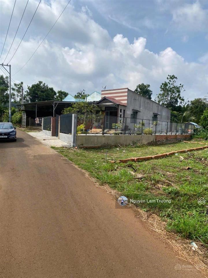Bán đất nền mặt tiền đường nhựa ở tân phong , long khánh, diện tích 100m2 780 triệu sổ riêng