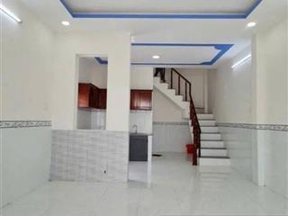 Bán căn ở thị trấn cần giuộc long an diện tích 44,5m2 sổ hồng riêng nhà 1 trệt 2 lầu giá 1 tỷ 050