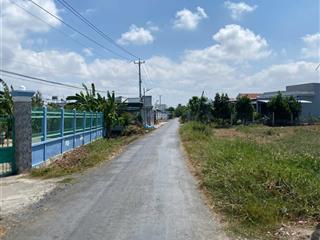 Bán đất đường tránh quốc lộ 50 đi vào 300m xã mỹ lộc diện tích 98m2 giá 680 triệu sổ hồng riêng
