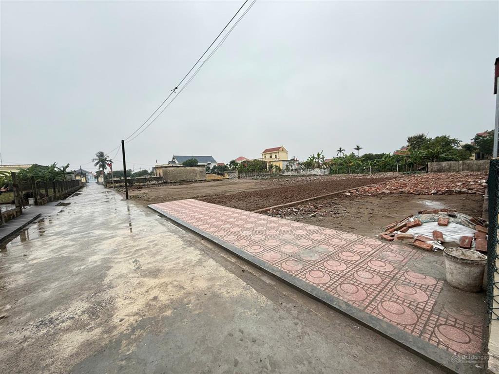 0975 897 *** bán lô đất rẻ nhất quất lâm, 88m2, giá chỉ 1.1 tỷ, mặt tiền 5.6m ngay sát kcn