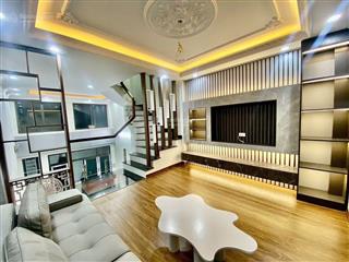 Bán nhanh nhà ngọc hồi 32m2, 5 tầng, 5,4 tỷ