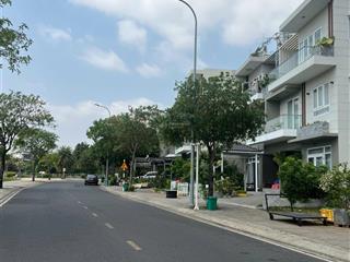 Bán nhà phố view sông rio vista 7x18m giá 16.5 tỷ