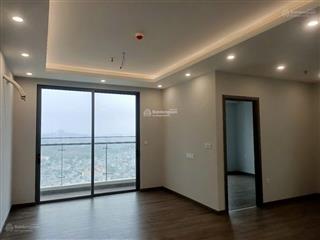 Bán căn hộ 2pn+1 diện tích 67,6m2  tầng cao  tòa b giá chỉ 1,7 tỷ  0827 679 ***
