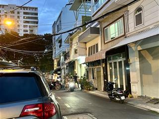 Khu hiếm nhà bán, mặt tiền khu phân lô, ô tô ngủ trong nhà,bến vân đồn, quaq1 chỉ 2 phút.