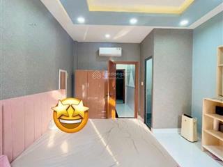 Bán nhà mới full nội thất đường đoàn văn bơ, thông ra tôn đản qua quận 1 chỉ 5 phút.