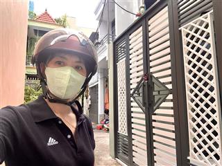 NHÀ NGAY TRUNG TÂM - ĐI LẠI THUẬN TIỆN QUA CÁC QUẬN- KHU AN NINH, DÂN TRÍ CAO- THONG RA