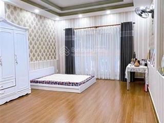 Bán nhà 5 tầng ,xịn sò,tôn thất thuyết, ra khu ẩm thực vĩnh khánh, hoàng diệu chỉ 2' qua q1.