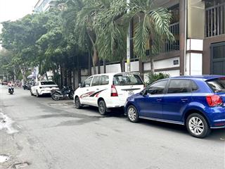 Bán nhà bến vân đồn, xe hơi đậu cửa, cung đường vàng thông ra khánh hội,hoàng diệu,