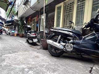 Bán nhà ngang lớn 8m, nở hậu tài lộc, nhà đẹp, trước nhà 4m, giữa vĩnh khánh và hoàng diệu 2'qua q1