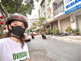CHỦ THIỆN CHÍ BÁN NHÀ MẶT TIỀN-NGAY KHU HÀNH CHÍNH QUẬN 4-THÍCH HỢP MỞ VĂN PHÒNG, CTY-