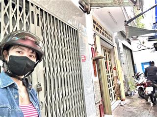 Bán nhà đường đoàn văn bơ thông ra vĩnh khánh, hoàng diệu gần trường đh nguyễn tất thành, 5' qua q1
