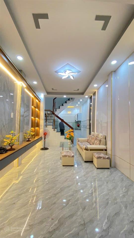 Hh 70tr chợ bùi minh trực p5q8, dt 3x10 2tầng shr giá 4tỷ480 tl.