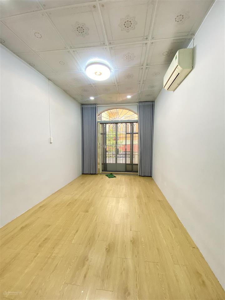 Chủ hạ 200tr nhà tạ quang bửu 40m2 3pn shr hiện hữu hẻm 4m ô tô giá 5tỷ100.