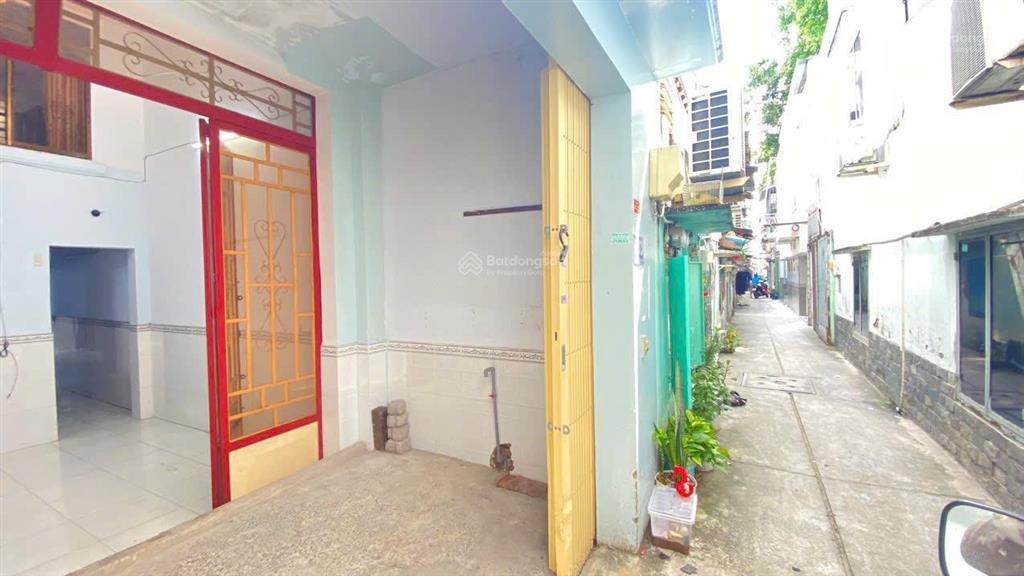 Nhà tám danh gần tttm parkman, dt 4x14m, 3pn shr giá chỉ 4tỷ900 tl