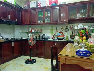 Nhà 4tầng sân thượng gần cầu nhị thiên đường, dt 4x11 shr giá 5tỷ100.