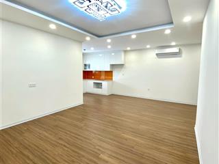 Cần bán gấp căn góc 2 mặt thoáng  view sông giá tốt chung cư eurowindow river park