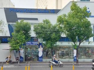 Mt nguyễn văn trỗi quận phú nhuận dtsd 700m2 ngang 18m sân rộng. cách sân bay 5 phút