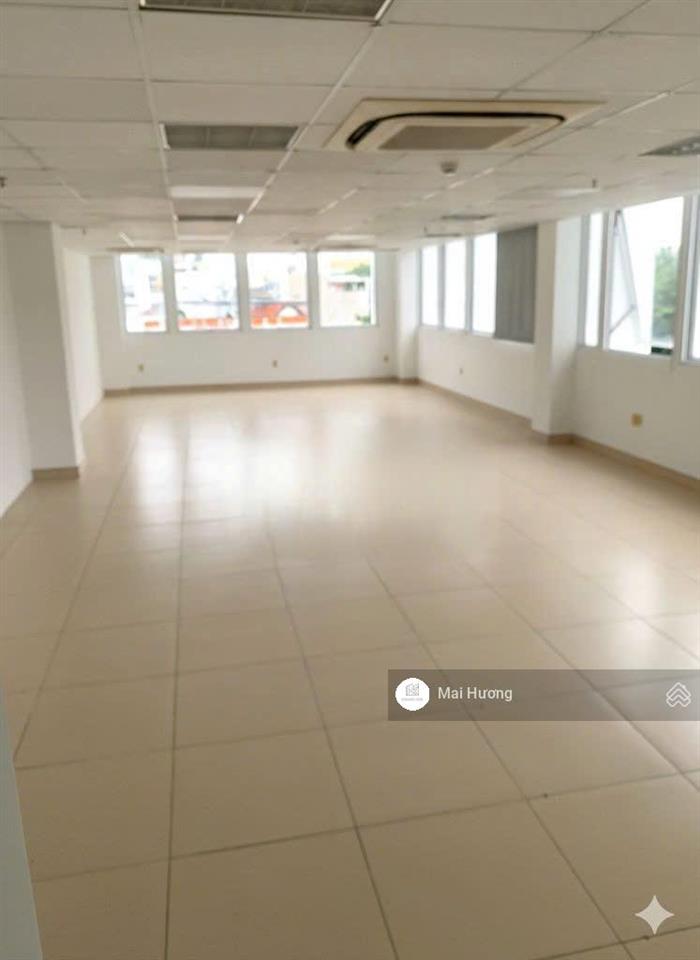 Cho thuê tòa nhà đường trường chinh tân bình. ngang lớn 15m, 4 tầng, giá chỉ 200tr/tháng