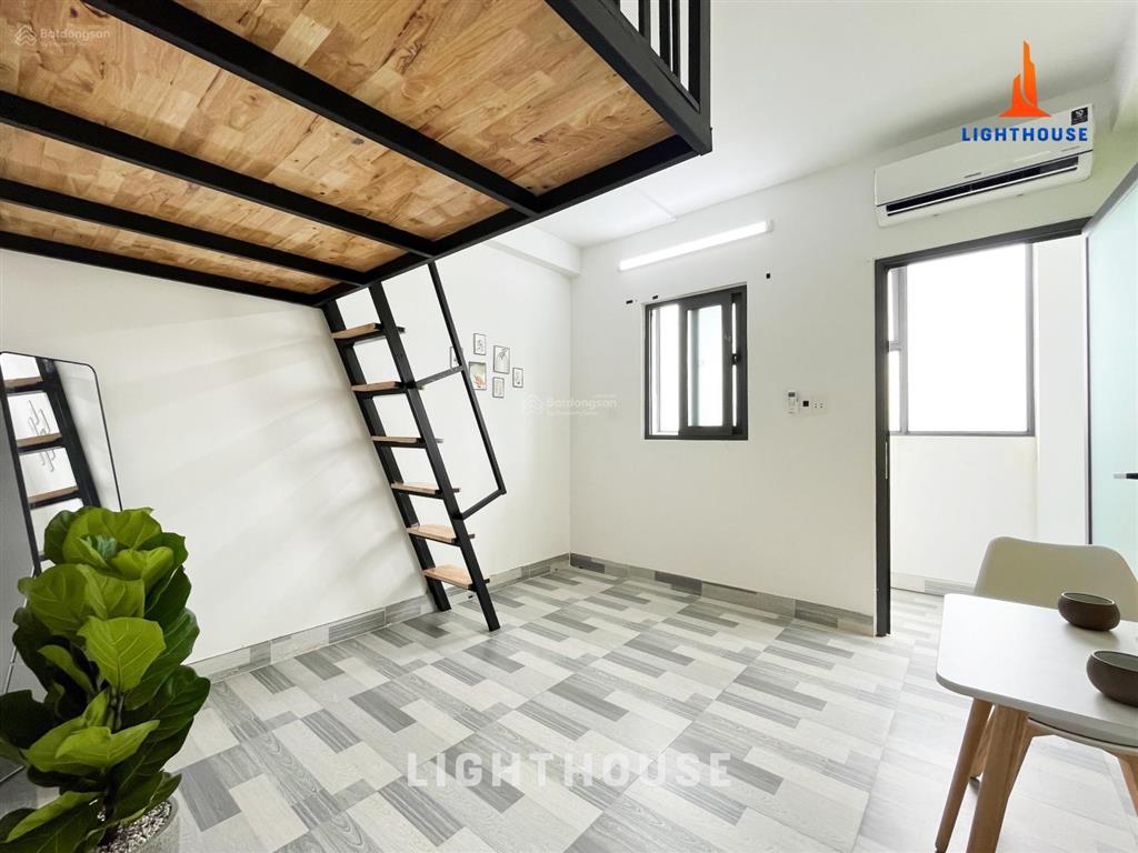 Căn hộ duplex rộng gần ngã tư ga  đh nguyễn tất thành quận 12