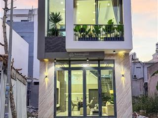 Cần bán gấp căn nhà ngay chợ đệm đường nguyễn cửu phú 5x19. giá 1ty320 đang cho thuê 17tr/1th