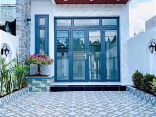 Bán nhà đẹp tân kiên, bình chánh 94m2 giá 900 triệu. đang cho thuê 8tr/1th