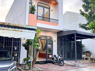 Tôi chính chủ cần bán gấp nhà 1 trệt 1 lầu ngay chợ bình điền 4pn đang cho thuê 20tr/tháng shr
