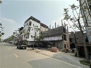 Chính chủ cần bán nhà xây mới ngay phố xuân đỗ, long biên