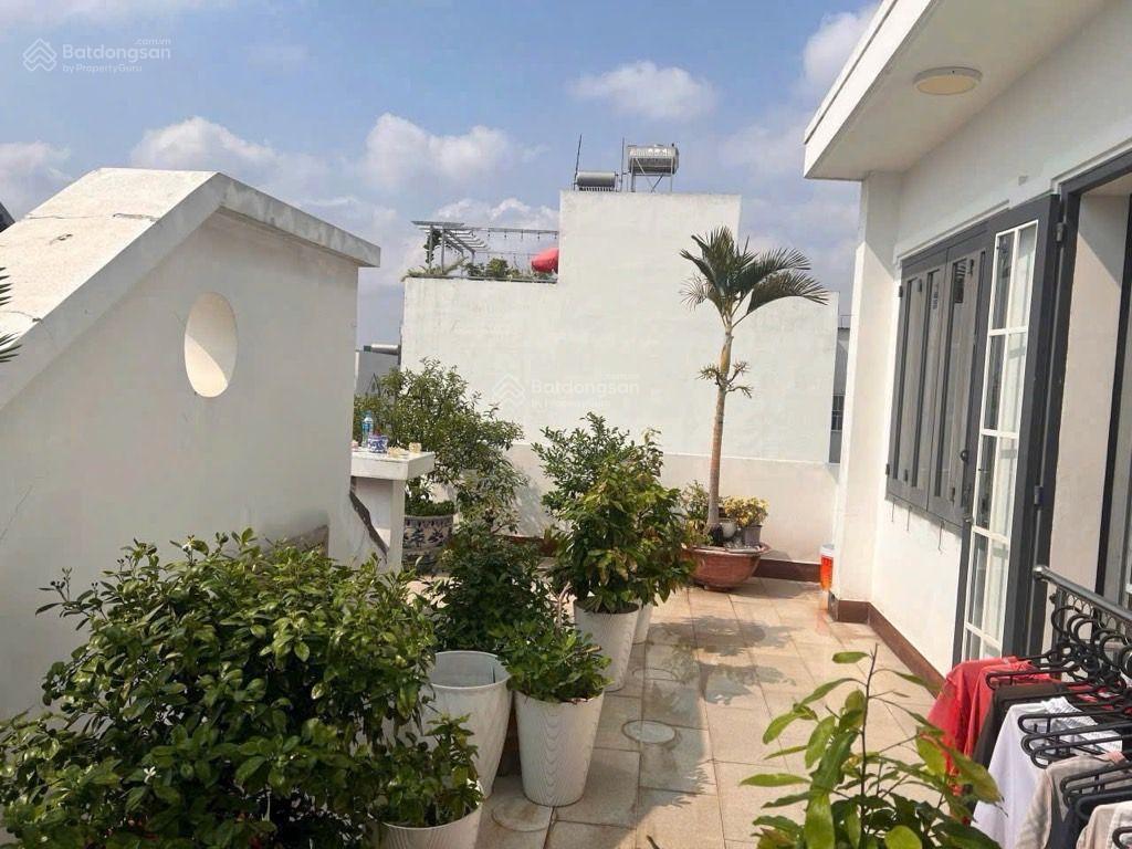 Nhà 3 tầng, 80m2, ngang lớn 8.2m, ngay phú định, quận 8, hơn 7 tỷ, vừa ở, vừa cho thuê giữ tiền