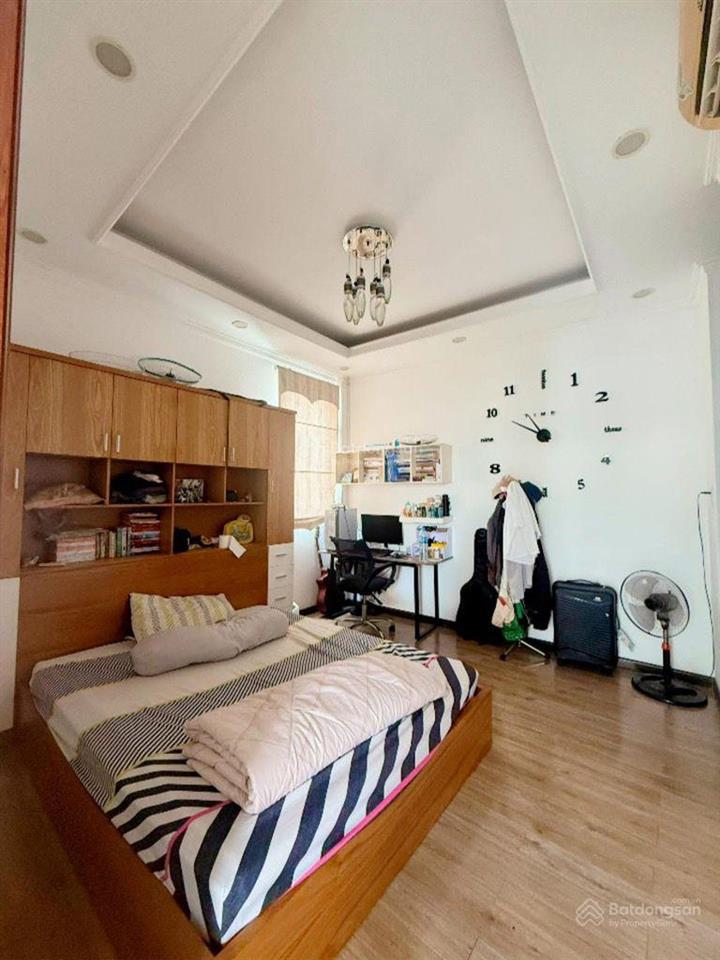 Đường 12m, nhà 3 tầng, hậu giang, quận 6, 80m2, ngang 6x14m, chỉ 19.9 tỷ tl ngay chủ