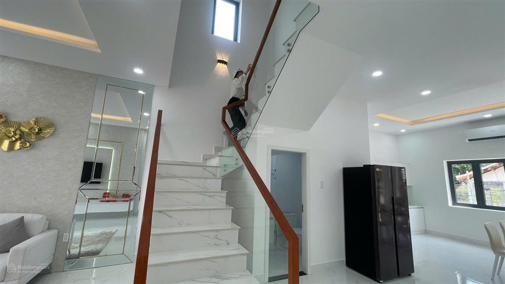 Nhà phố gia khải luxury bến cát, bình dương 2pn 2wc nhà hoàn thiện kèm nội thất cơ bản 2,9 tỷ