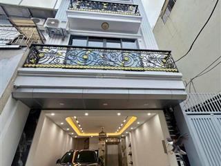 Ngọc thuỵ  quận long biên khuôn tiền 13.96tỷ * 50m2 * mt 4.6m * 6 tầng  thang máy  vị trí đẹp