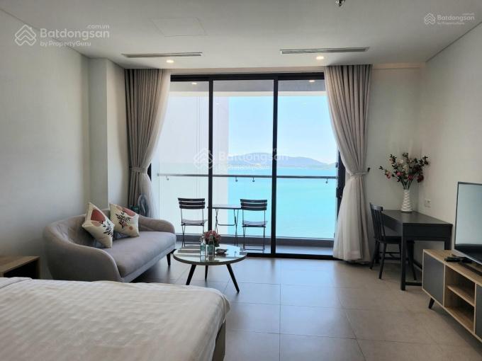 Em còn quỹ căn c2 hạ long giá tốt  studio giá chỉ từ 1,7 tỷ  hỗ trợ vay 70% miễn lãi suất