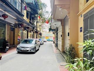 Cần bán nhà 45m2  5tầng, giá 11.x tỷ tại lạc long quân, xuân la, tây hồ