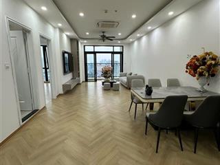 Tranghomes cho thuê căn hộ 2pn 109m2 giá 17tr, full đồ đẹp xem nhà 24/7  royal city 
