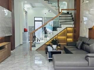 Siêu phẩm nhà 3 tầng full nội thất  tp. thủ đức