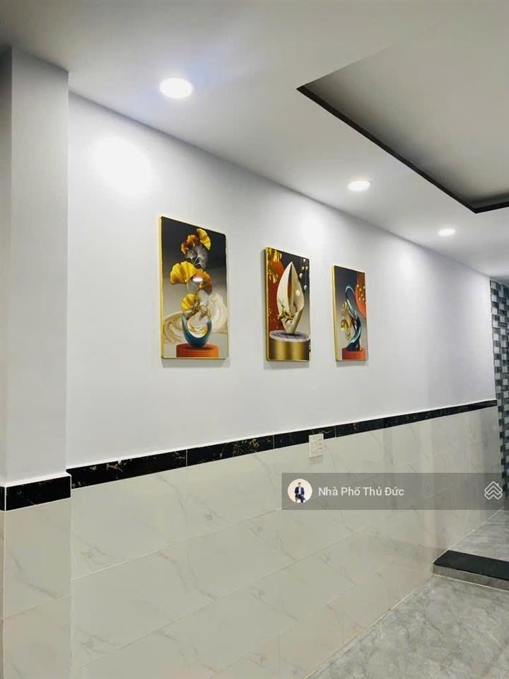 Nhà mới 2 tầng  ôtô ngủ trong nhà  bưng ông thoàn  trung tâm tp. thủ đức