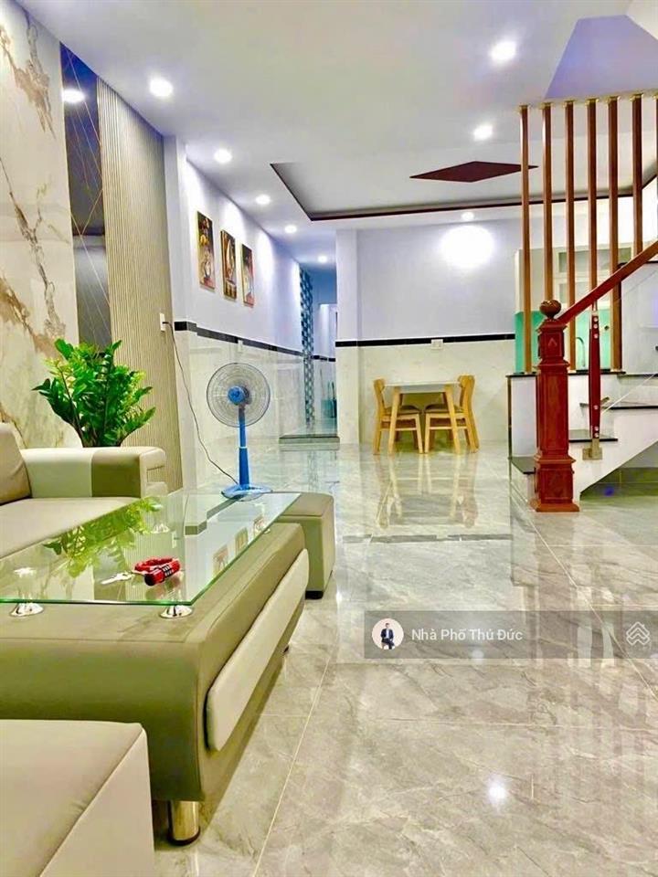 Nhà mới 2 tầng  ôtô ngủ trong nhà  bưng ông thoàn  trung tâm tp. thủ đức