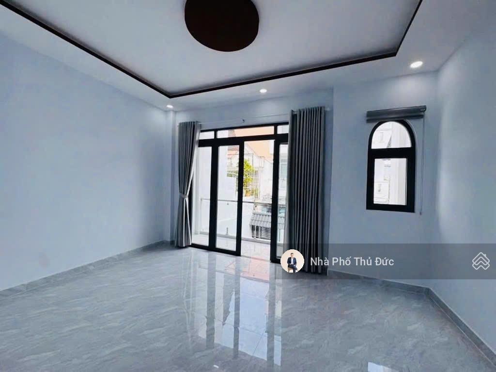 Nhà mới 2 tầng  ôtô ngủ trong nhà  bưng ông thoàn  trung tâm tp. thủ đức