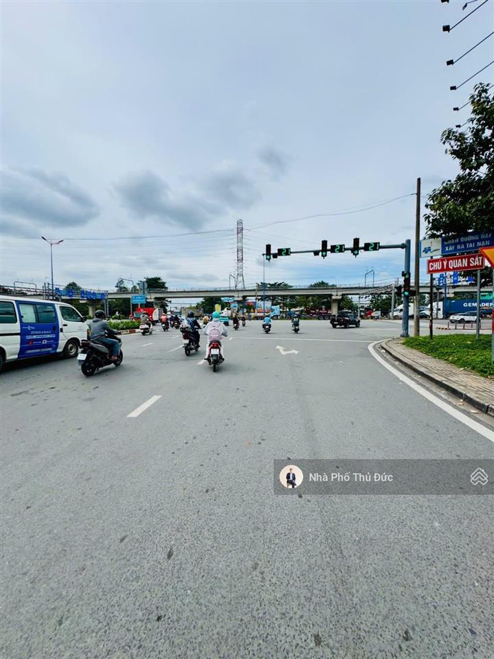 Bán nhà tây hoà  xa lộ hà nội  ga metro  phước long a  tp. thủ đức