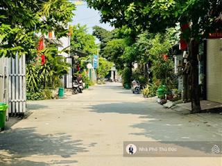 Đất phân lô kdc đồng bộ tiện xây mới  gần chung cư ricca gò cát  phú hữu  diện tích