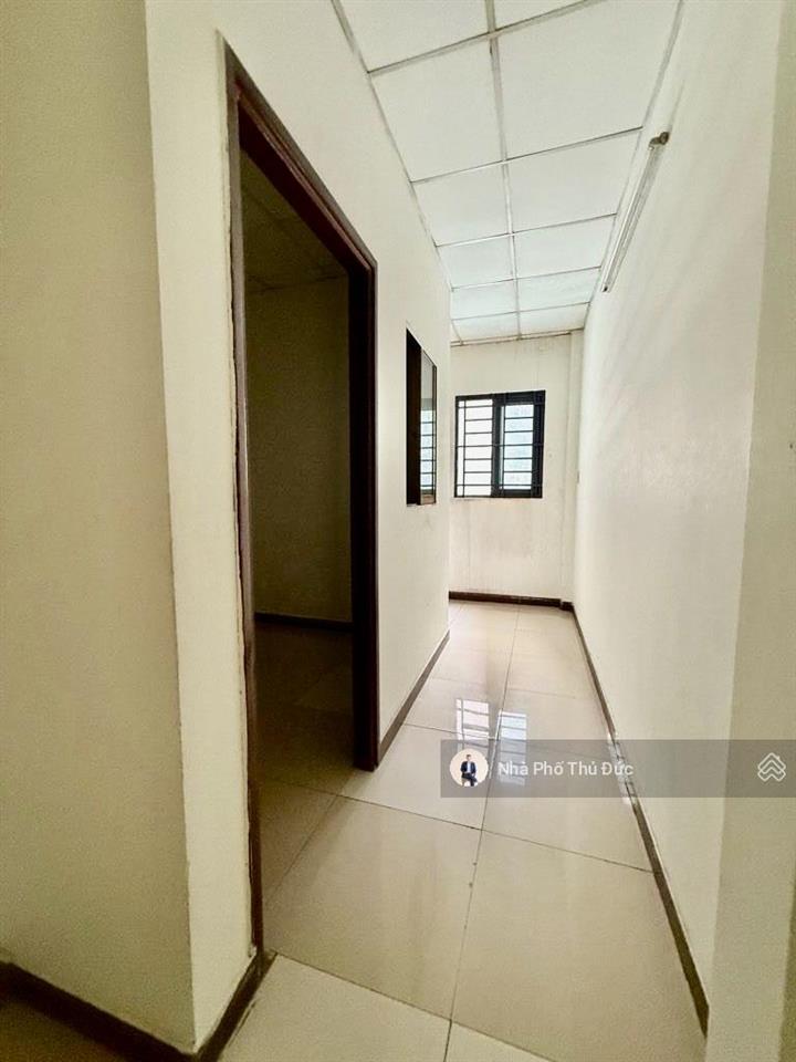 Nhà 2 tầng  quận 2  gần giao lộ mai chí thọ  cầu giồng ông tố