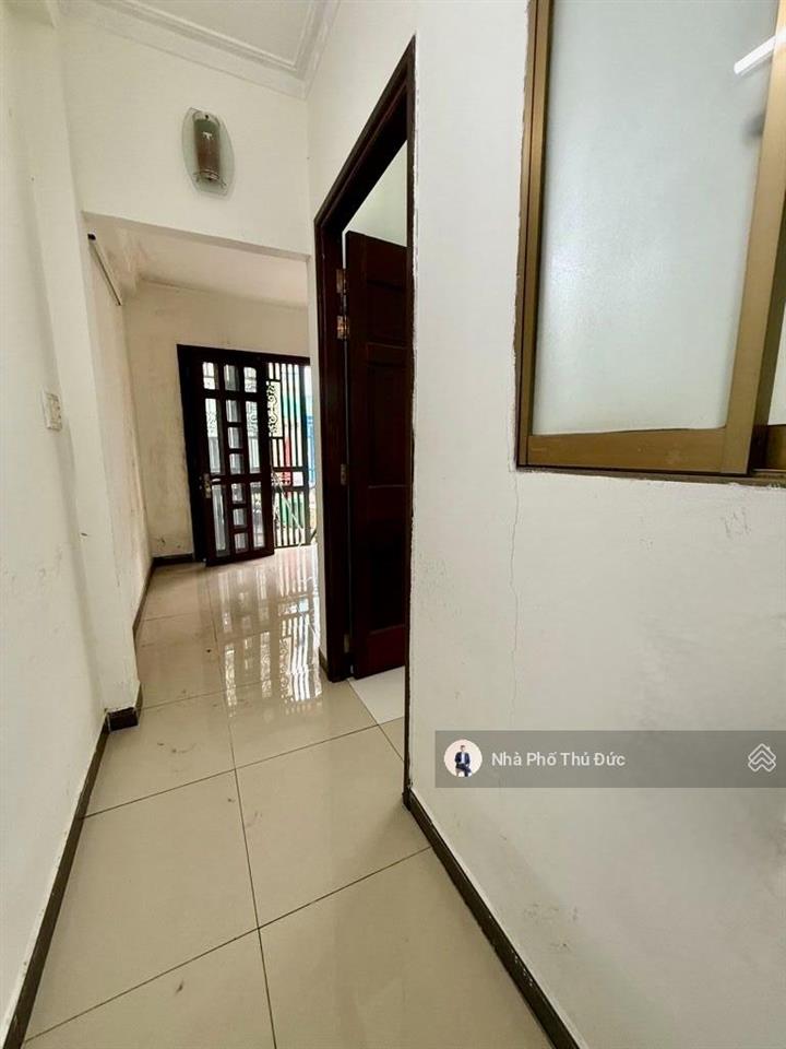 Nhà 2 tầng  quận 2  gần giao lộ mai chí thọ  cầu giồng ông tố