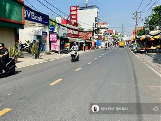 Nhà 3 tầng căn gốc 2 mt  sân đỗ ôtô  đỗ xuân hợp  xa lộ hà nội  ga metro