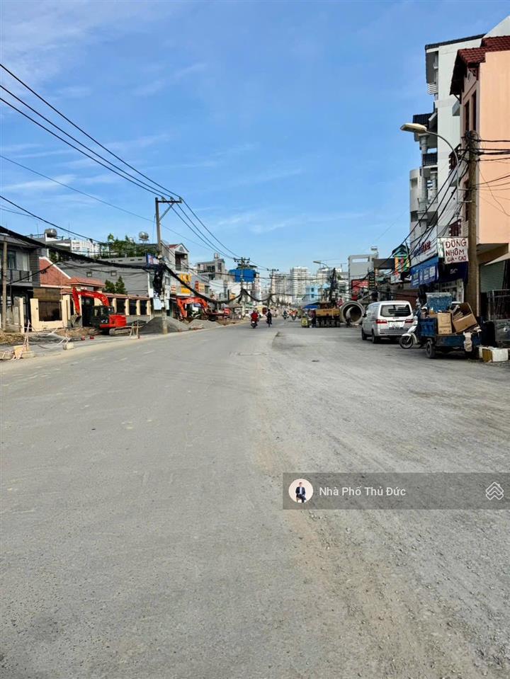 Nhà 3 tầng  quận 2  nguyễn thị định  gần cầu giồng ông tố  nhỉnh 3 tỷ